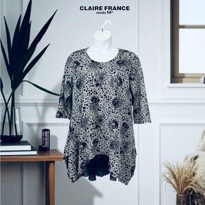 Women's Black, White and Gray Top.  Size 1X